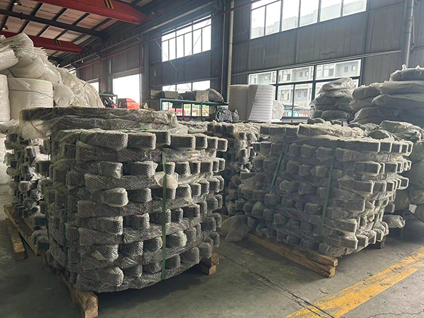 Steel plate packaging