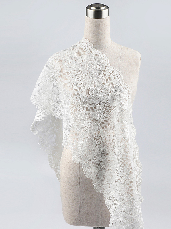 Vintage-Inspired Lace Trim