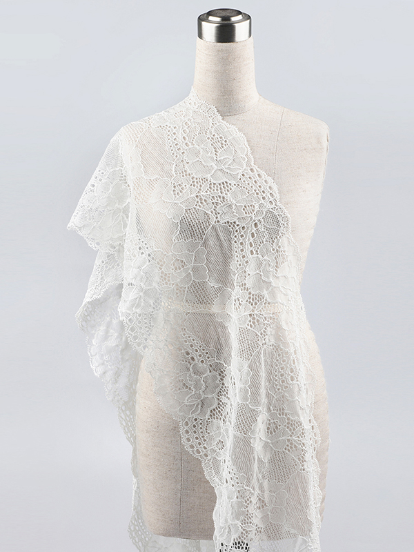 Luxurious Wide Lace Trim