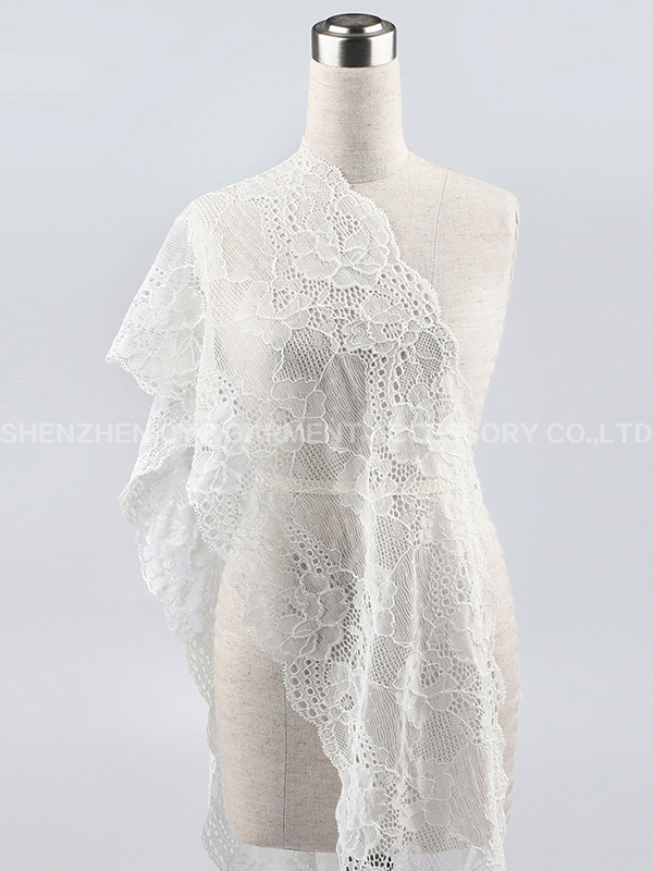 Luxurious Wide Lace Trim