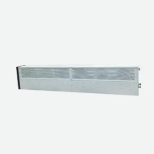 Vertical side-blowing air curtain