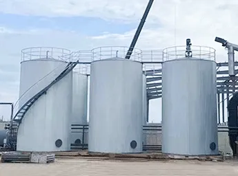Large asphalt storage tank