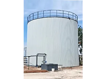 Industrial-sized bitumen storage tank