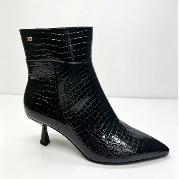 Women Black Crocodile Embossed Pointed Toe Kitten Heel Ankle Boots