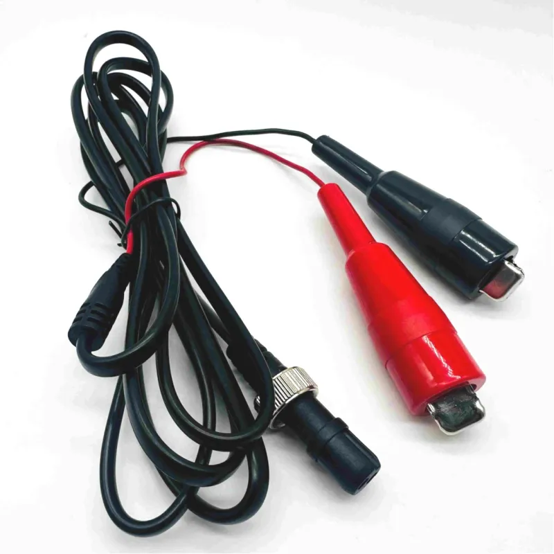 2 pole DC plug with Mueller alligator clamp charging cable
