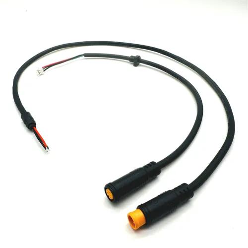 Custom M8 cable for lighting system