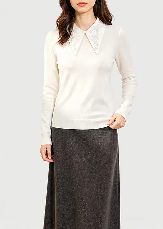 Embroidery Point Collar Long Sleeve Knit Top