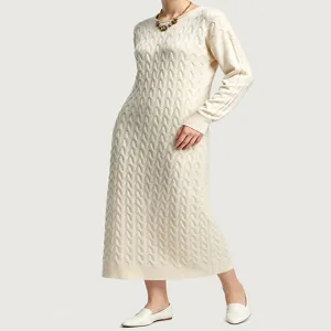 Lockeres Maxi-Strickkleid mit Wellenmuster und Zopfmuster