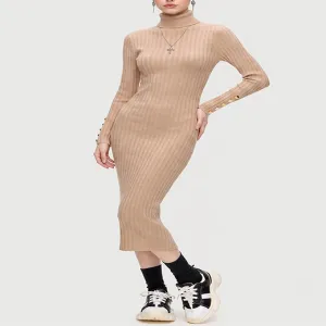 Abito midi aderente a coste con collo alto in maglia