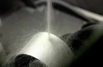 喷砂机是做什么用的(喷砂机的作用和抛光有什么区别)