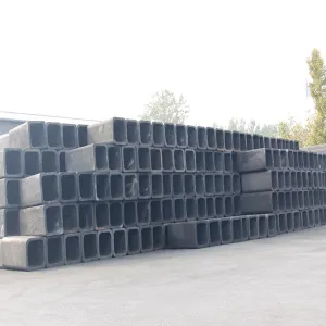 Square high-temperature resistant graphite crucible