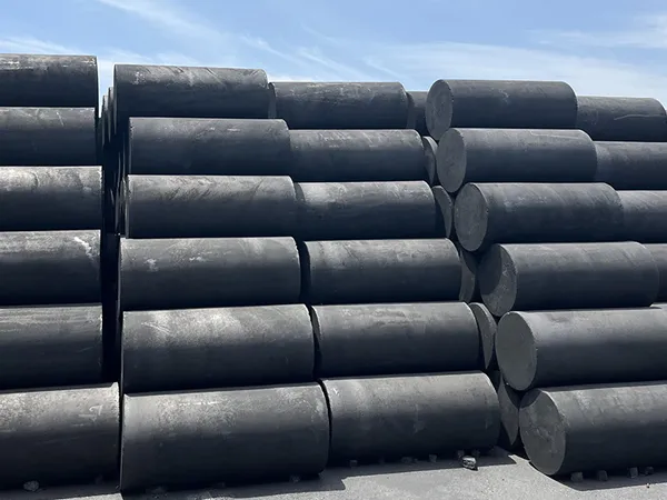 Circular graphite crucible