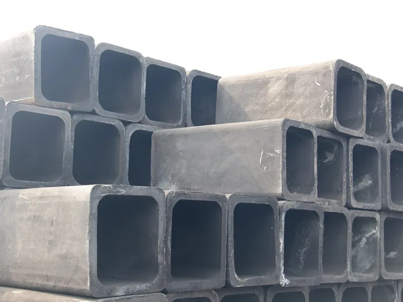 Square high-temperature melting graphite crucible