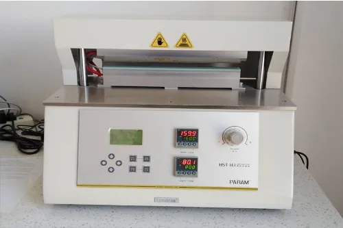 Heat sealing apparatus