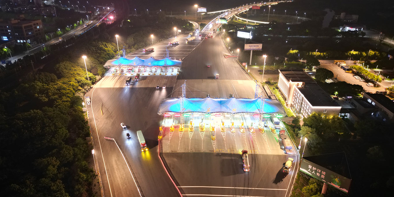 Highway lighting applications for expressways toll stations and service areas