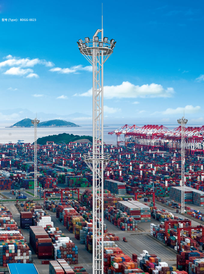 Truss type port high mast tower with elevated LED floodlight platform