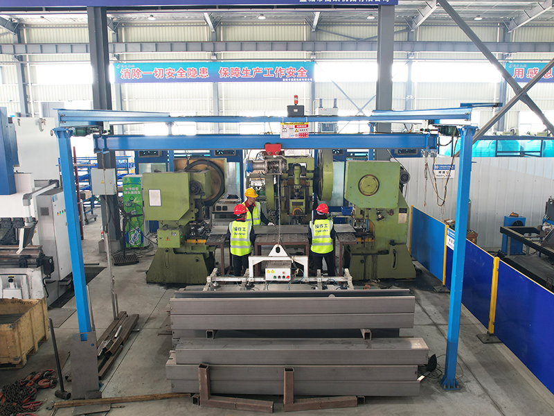 Scissor lift production and assembly workshop