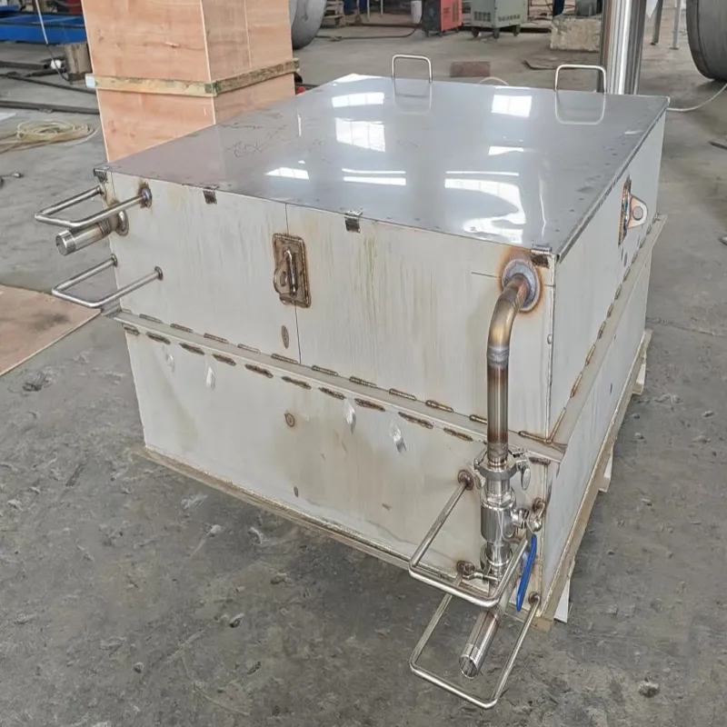 Non standard square container