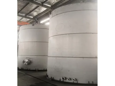 Storage tank