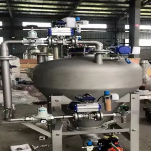 Positive pressure delivery tank series