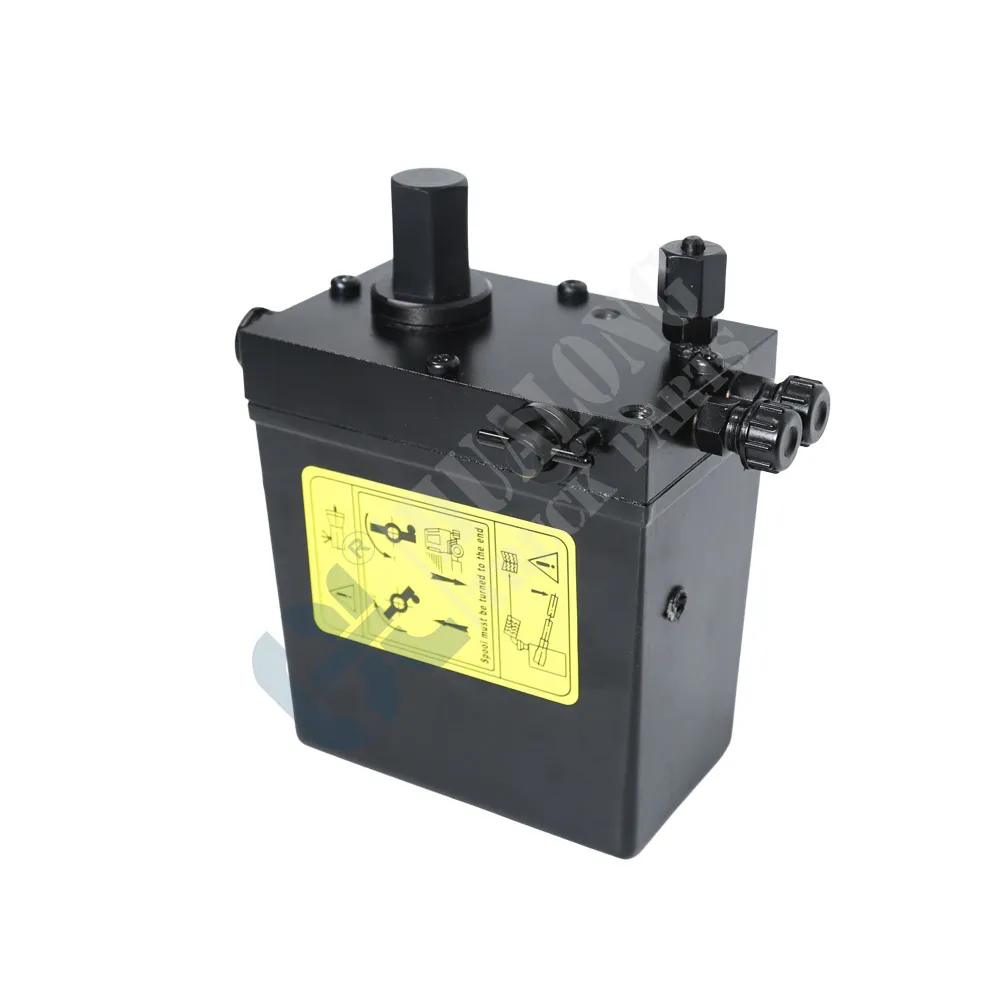 1075296,1095005 CABIN TILT PUMP