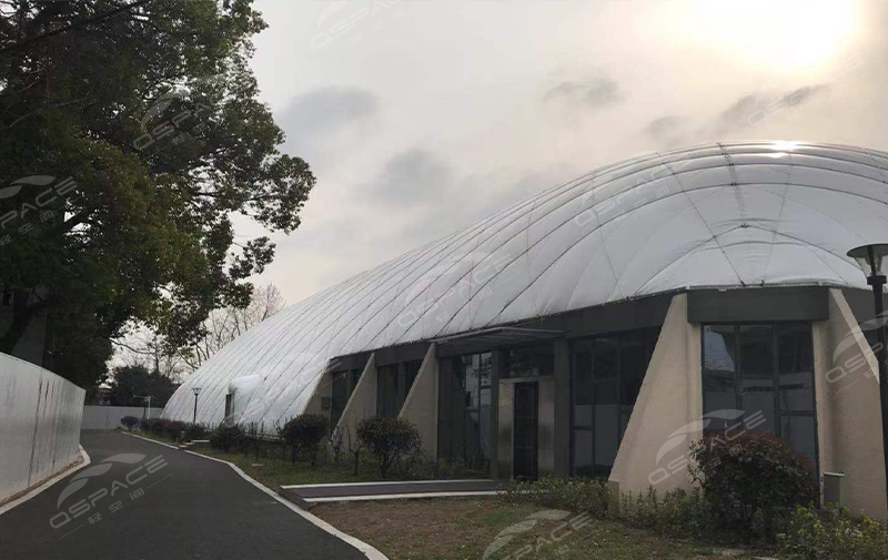 Air Domes Building