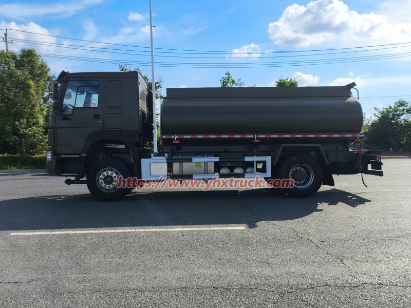 mmexport1751361405170.jpg
