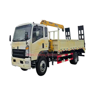 2 Axle HOWO Light Truck Telescopic Straight Boom Truck Mounted Crane