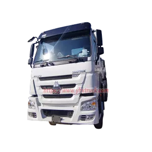 SINOTRUK 400HP 6&times;4 Tractor Head