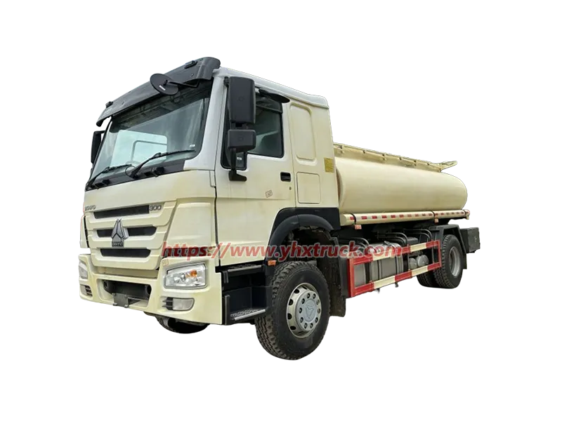 HOWO 2-Axle 10m&sup3; Fuel Refueling Truck
