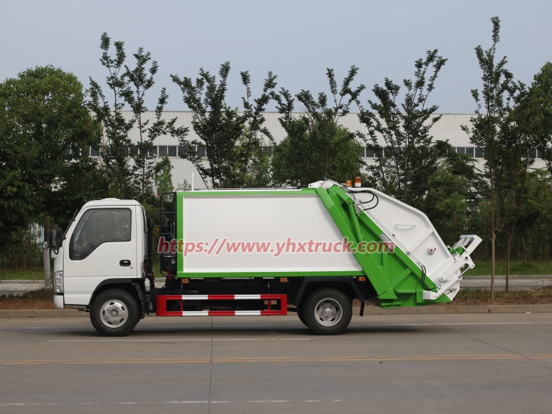 Waste Compression Truck