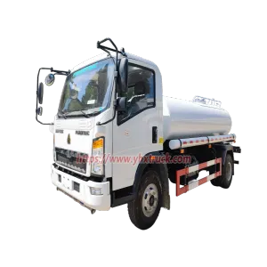 SINOTRUK HOWO 4x2 Sprinkler Truck