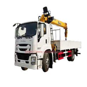 ISUZU GIGA 4&times;2 two-axle truck mounted straight telescopic boom crane
