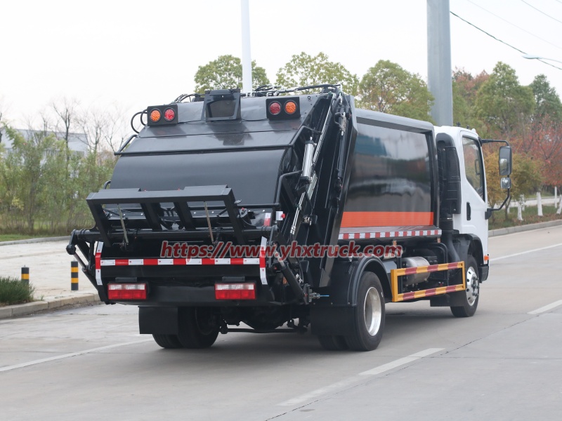 Municipal Waste Collection Truck