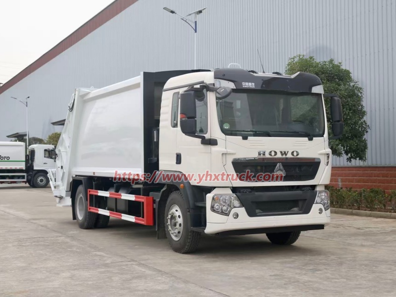 Municipal Waste Collection Truck