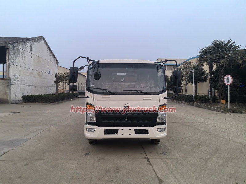 light-duty waste compactor vehicle