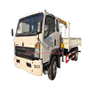 SINOTRUK HOWO 4&times;2 light-duty truck mounted straight telescopic boom crane