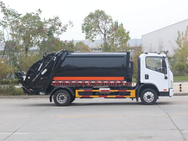 Municipal Waste Collection Truck
