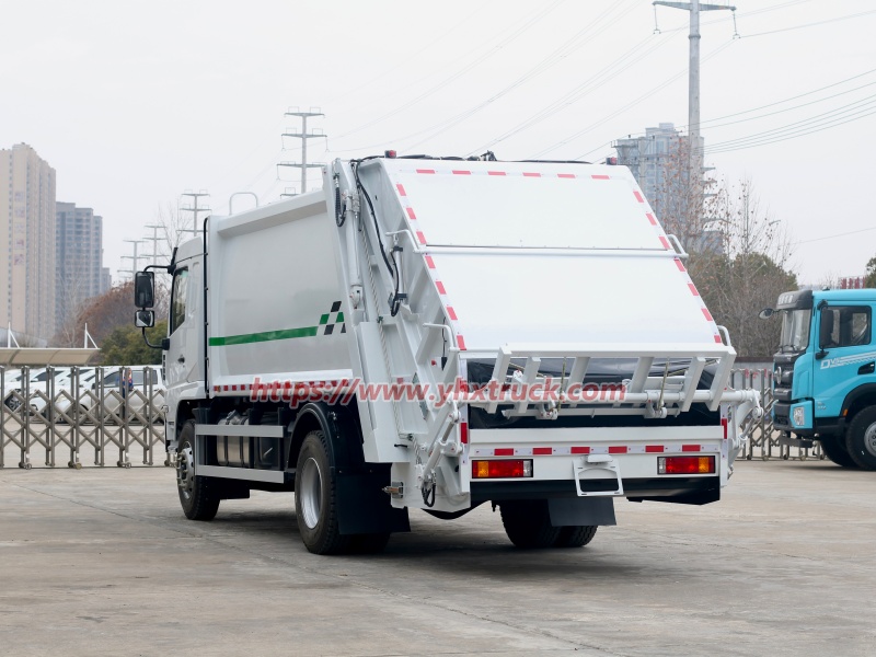 rear loader garbage truck