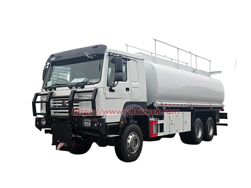 Sinotruk HOWO 6x6 Fuel Tank Truck 