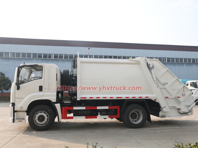 Municipal Waste Compactor Truck
