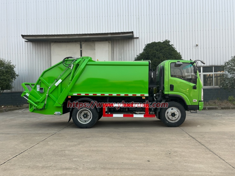 garbage compression truck