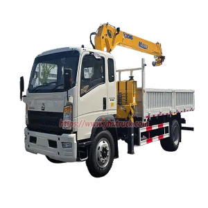 SINOTRUK HOWO 4x2 Light Truck Mounted Straight Telescopic Boom Hydraulic Crane