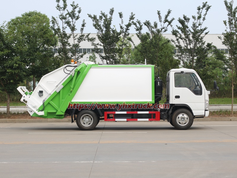 Waste Compression Truck