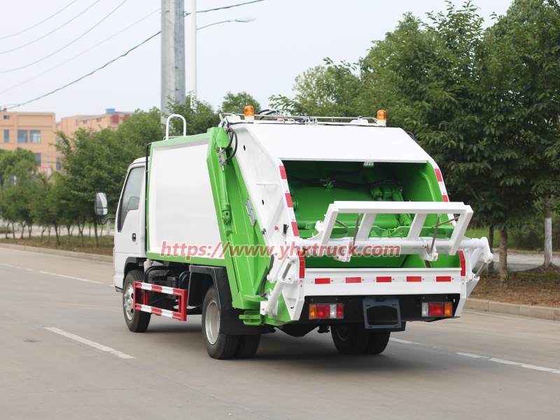 Waste Compression Truck
