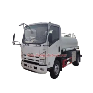 Isuzu 4x2 700P Water spray truck