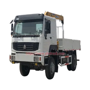 4*4 Howo Truck with Crane