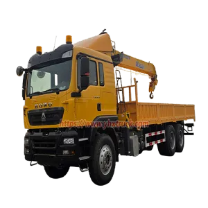 SINOTRUK HOWO 6x2 Three Axle Lorry Mounted Crane