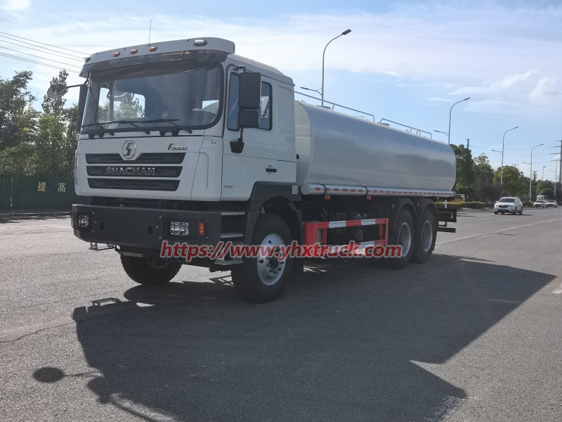 mmexport1751360221740.jpg