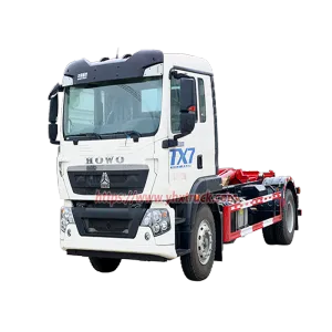 SINOTRUK HOWO 4x2 Hook Lift Garbage Truck 